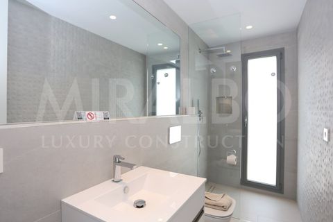 Villa a Cap Martin, Alicante, Cap Martin - € 1.100.000 | Ref: MRD5-0235 - foto 26