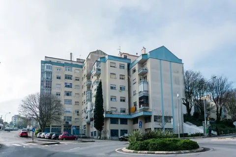 Lejlighed i Amadora, Lisbon, Amadora - € 240.000 | Ref: C0484-00439 - foto 2