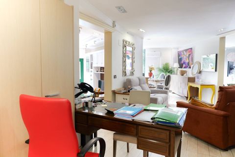 Erhvervsejendom i Naples, Naples, Naples - € 78.000 | Ref: 65 - foto 11