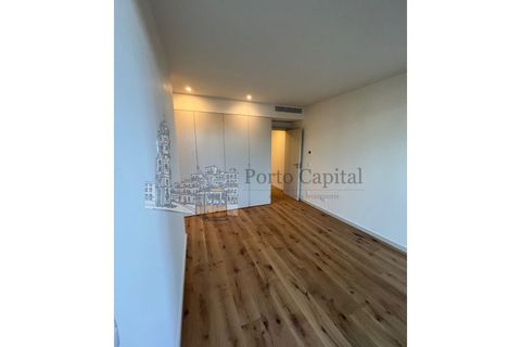Apartament a Oliveira do Douro, Porto, Oliveira do Douro - € 2.000/mes | Ref: PC_12464 - foto 24