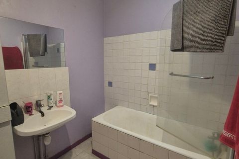 Villa a Niort, Deux-Sevres, Niort - € 150.000 | Ref: 830031924285 - foto 4