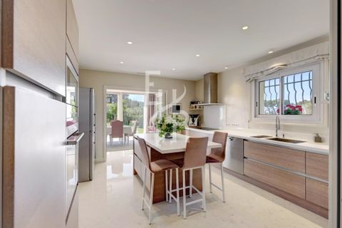 Villa i Mougins, Alpes-Maritimes, Mougins - € 3.390.000 | Ref: 86730800 - foto 8