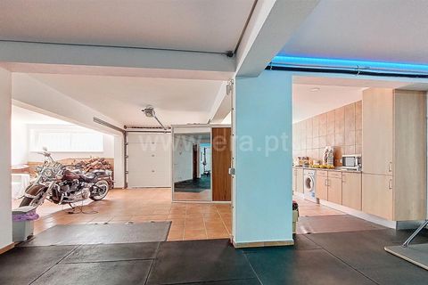 Villa i Portimao, Faro, Portimao - € 1.200.000 | Ref: 359260085 - foto 23