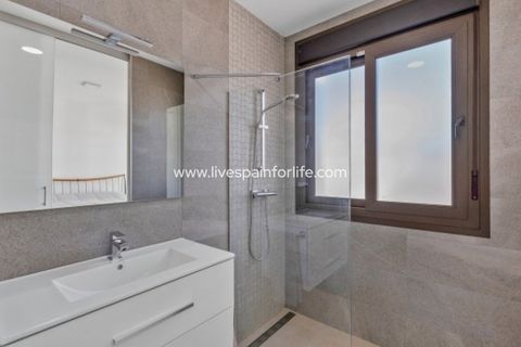 Villa a Orihuela, Alicante, Orihuela - € 449.900 | Ref: ORI VIS EXC-D - foto 11