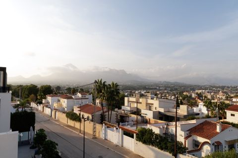 Villa en Albir, Alicante, Albir - € 1.950.000 | Ref: S-1596043 - photo 35