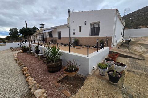 Landejendom i Yecla, Murcia, Yecla - € 185.000 | Ref: IVDean13858 - foto 1