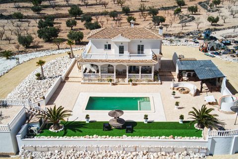 Villa i Pinoso, Alicante, Pinoso - € 599.000 | Ref: ANNFOX-R151 - foto 2