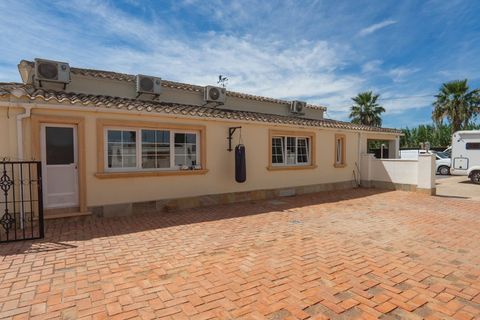 Villa a Heredades, Alicante, Heredades - € 595.000 | Ref: FFDLF115 - foto 4