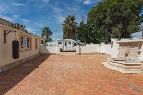 Villa a Heredades, Alicante, Heredades - € 595.000 | Ref: FFDLF115 - foto 8