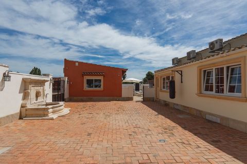 Villa a Heredades, Alicante, Heredades - € 595.000 | Ref: FFDLF115 - foto 11