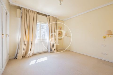 Villa en Madrid, Madrid, Madrid - € 2.480.000 | Ref: VM2604039 - photo 20