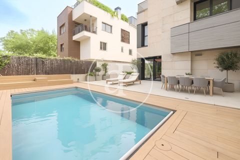 Villa - Madrid, Madrid, Madrid - € 2 490 000 | Réf : VMN2604010 - photo 1