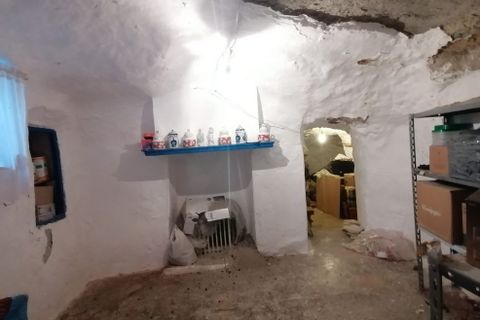 Cave house i Baza, Granada, Baza - € 25.000 | Ref: v3144 - foto 9