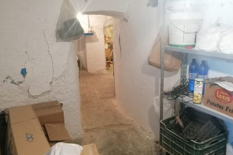 Cave house i Baza, Granada, Baza - € 25.000 | Ref: v3144 - foto 5