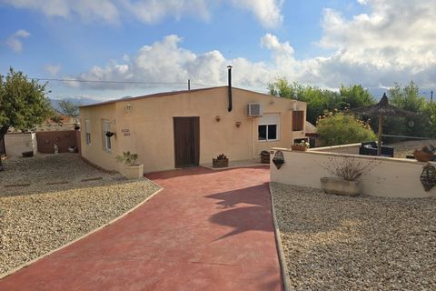 Villa a Sax, Alicante, Sax - € 349.950 | Ref: IVD13830 - foto 2