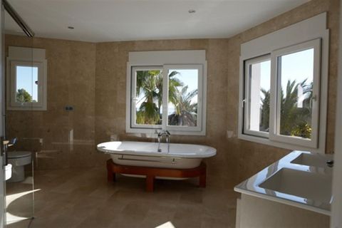 Villa i Benissa, Alicante, Benissa - € 1.350.000 | Ref: C7016* - foto 13