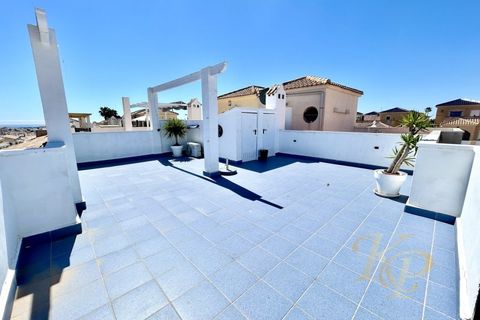 Villa i Punta Prima, Alicante, Punta Prima - € 209.999 | Ref: MLSC3883464 - foto 18