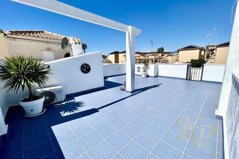 Villa i Punta Prima, Alicante, Punta Prima - € 209.999 | Ref: MLSC3883464 - foto 20
