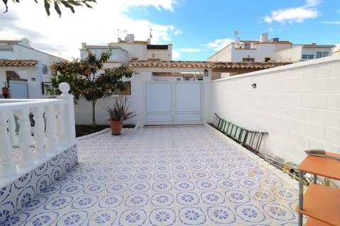 Rækkehus i La Torreta, Alicante, La Torreta - € 228.000 | Ref: MLSC7513389 - foto 20