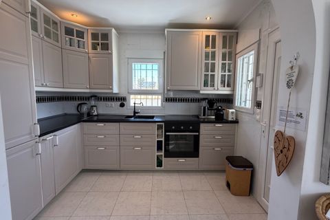 Villa a Torrevieja, Alicante, Torrevieja - € 645.000 | Ref: MCO-76961 - foto 2