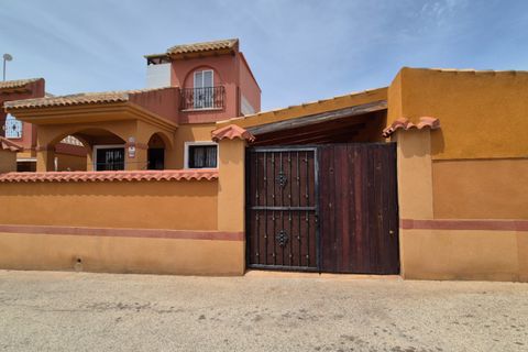 Villa i Torrevieja, Alicante, Torrevieja - € 322.400 | Ref: MCO-33175 - foto 2