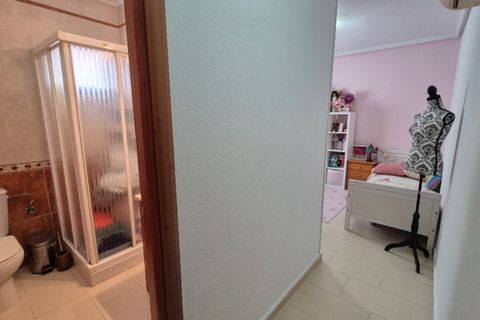 Villa i Torrevieja, Alicante, Torrevieja - € 322.400 | Ref: MCO-33175 - foto 29