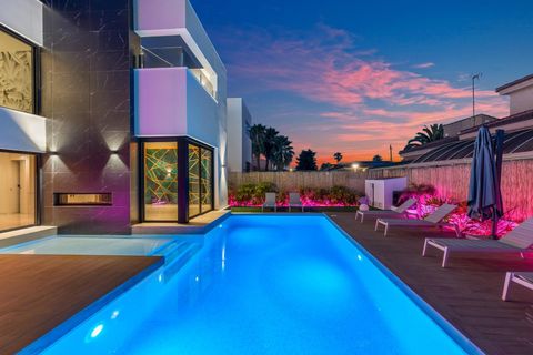 Villa a Torrevieja, Alicante, Torrevieja - € 639.000 | Ref: MCO-29976 - foto 15