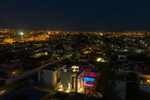 Villa a Torrevieja, Alicante, Torrevieja - € 639.000 | Ref: MCO-29976 - foto 23