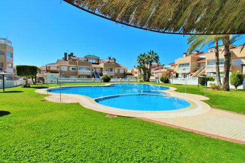 Lejlighed i Playa Flamenca, Alicante, Playa Flamenca - € 199.995 | Ref: THK32-3923-4855 - foto 24