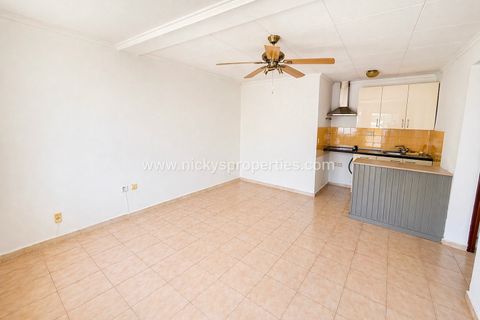 Casa adosada en La Marina, Alicante, La Marina - € 119.500 | Ref: NP: 872 - photo 6