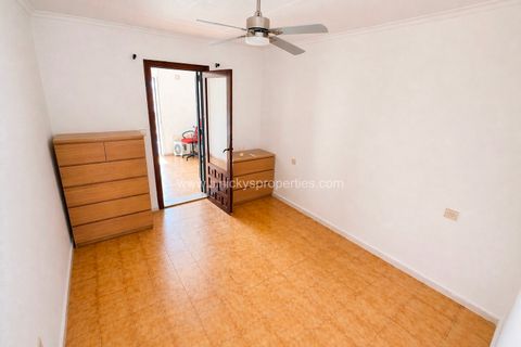 Casa adosada en La Marina, Alicante, La Marina - € 119.500 | Ref: NP: 872 - photo 12