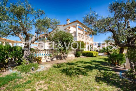 Villa i Roses, Gerona, Roses - € 1.985.000 | Ref: W-049JGP - foto 18