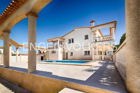 Villa i Roses, Gerona, Roses - € 1.985.000 | Ref: W-049JGP - foto 17