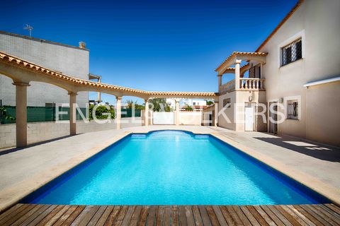 Villa i Roses, Gerona, Roses - € 1.985.000 | Ref: W-049JGP - foto 9