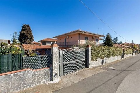 Villa - Mascalucia, Catania, Mascalucia - € 530 000 | Réf : 11 - photo 2