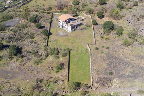Villa a Pedara, Catania, Pedara - € 300.000 | Ref: 04-002 - foto 2