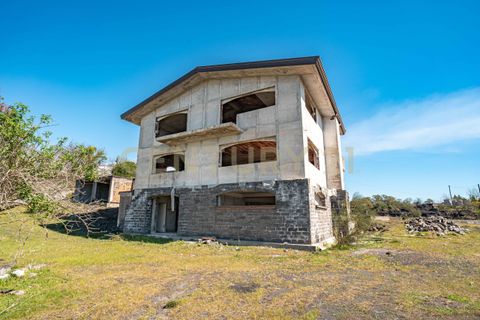 Villa a Pedara, Catania, Pedara - € 300.000 | Ref: 04-002 - foto 16