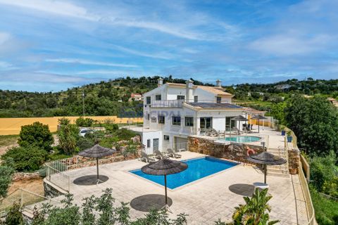 Villa i Silves, Faro, Silves - € 1.180.000 | Ref: P645 - foto 1