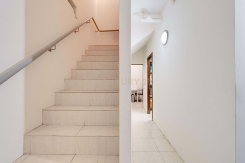 Erhvervsejendom i Espinho, Aveiro, Espinho - € 70.000 | Ref: C0496-00190 - foto 10