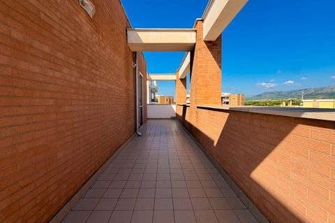 Lejlighed i Manfredonia, Foggia, Manfredonia - € 360.000 | Ref: VIA VERRAZZANO - foto 18
