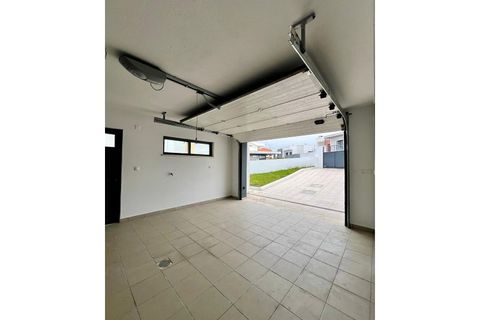 Villa a Laranjeiro, Setubal, Laranjeiro - € 695.000 | Ref: A219 - foto 24