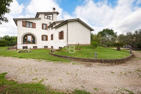 Villa a Viterbo, Viterbo, Viterbo - € 639.000 | Ref: CBI006-9-332939 - foto 15