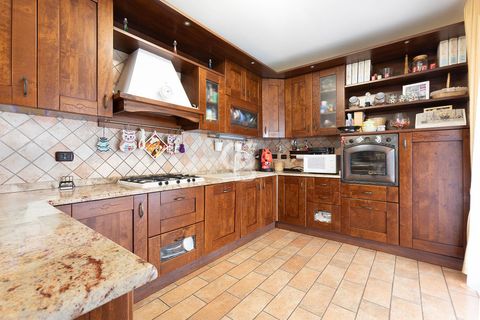 Villa a Viterbo, Viterbo, Viterbo - € 639.000 | Ref: CBI006-9-332939 - foto 22