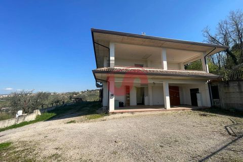 Villa i Benevento, Benevento, Benevento - € 239.000 | Ref: AA39874 - foto 2