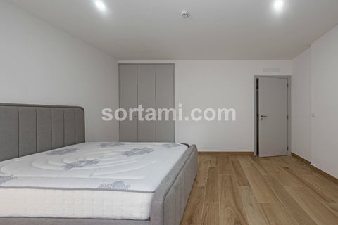 Lejlighed i Porto, Porto, Porto - € 380.000 | Ref: Sort24918 - foto 16