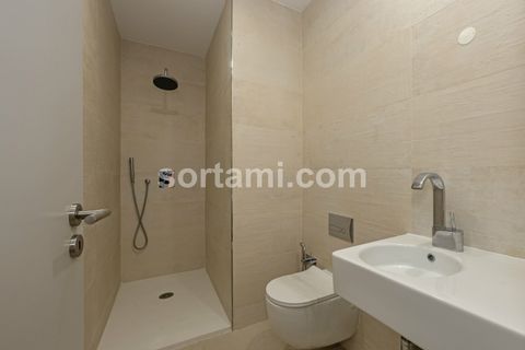Lejlighed i Porto, Porto, Porto - € 380.000 | Ref: Sort24918 - foto 17