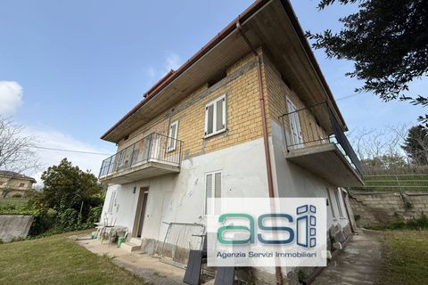 Villa a Controguerra, Teramo, Controguerra - € 110.000 | Ref: 40/CS - foto 2