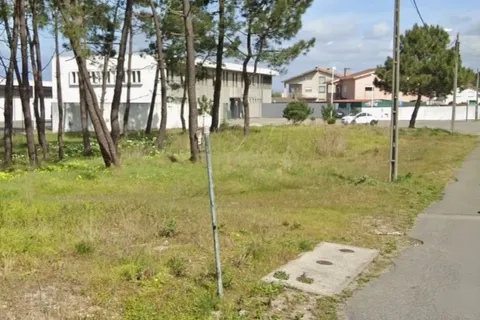 Helårsgrund i Ilhavo, Aveiro, Ilhavo - € 139.000 | Ref: C0385-00991 - foto 1