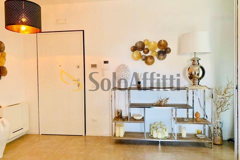 Apartament a Bari, Bari, Bari - € 1.350/mes | Ref: AA2092 - foto 9