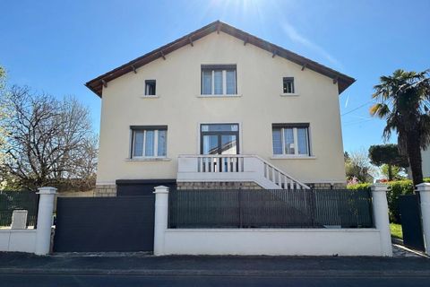 Villa i Bergerac, Dordogne, Bergerac - € 402.800 | Ref: BVI85209 - foto 1